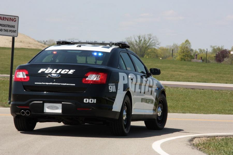  Ford Police Interceptor 2012 года  (фото 3 из 44)